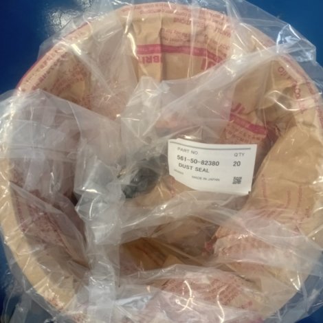 DUST SEAL PN 561-50-82380